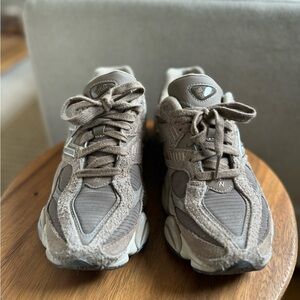 New Balance 9060 Mushroom Brown